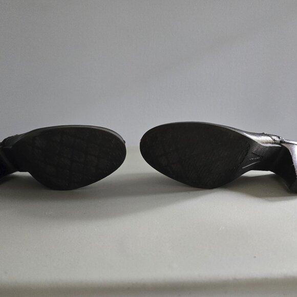 Bare Traps Leather Mules` - Picture 3 of 4